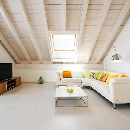 Soldanella Apartment *